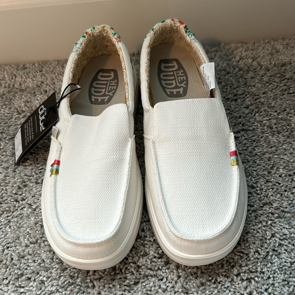 Hey Dude Shoes NEW